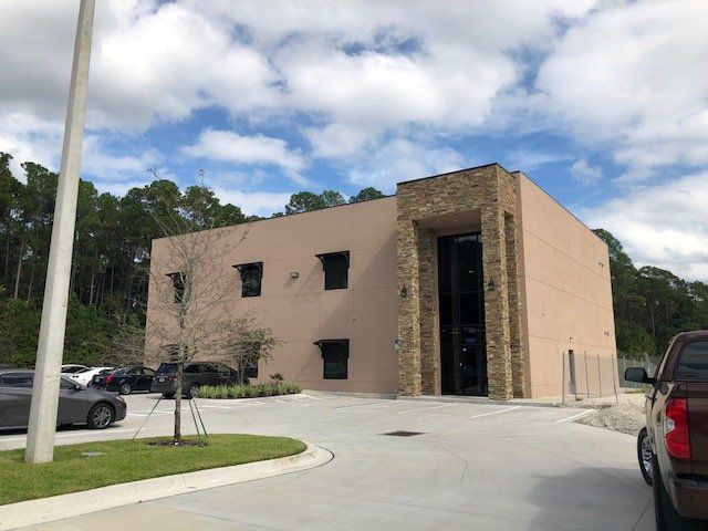 Office For Lease: 9393 Mill Springs Dr, Jacksonville, FL 32257